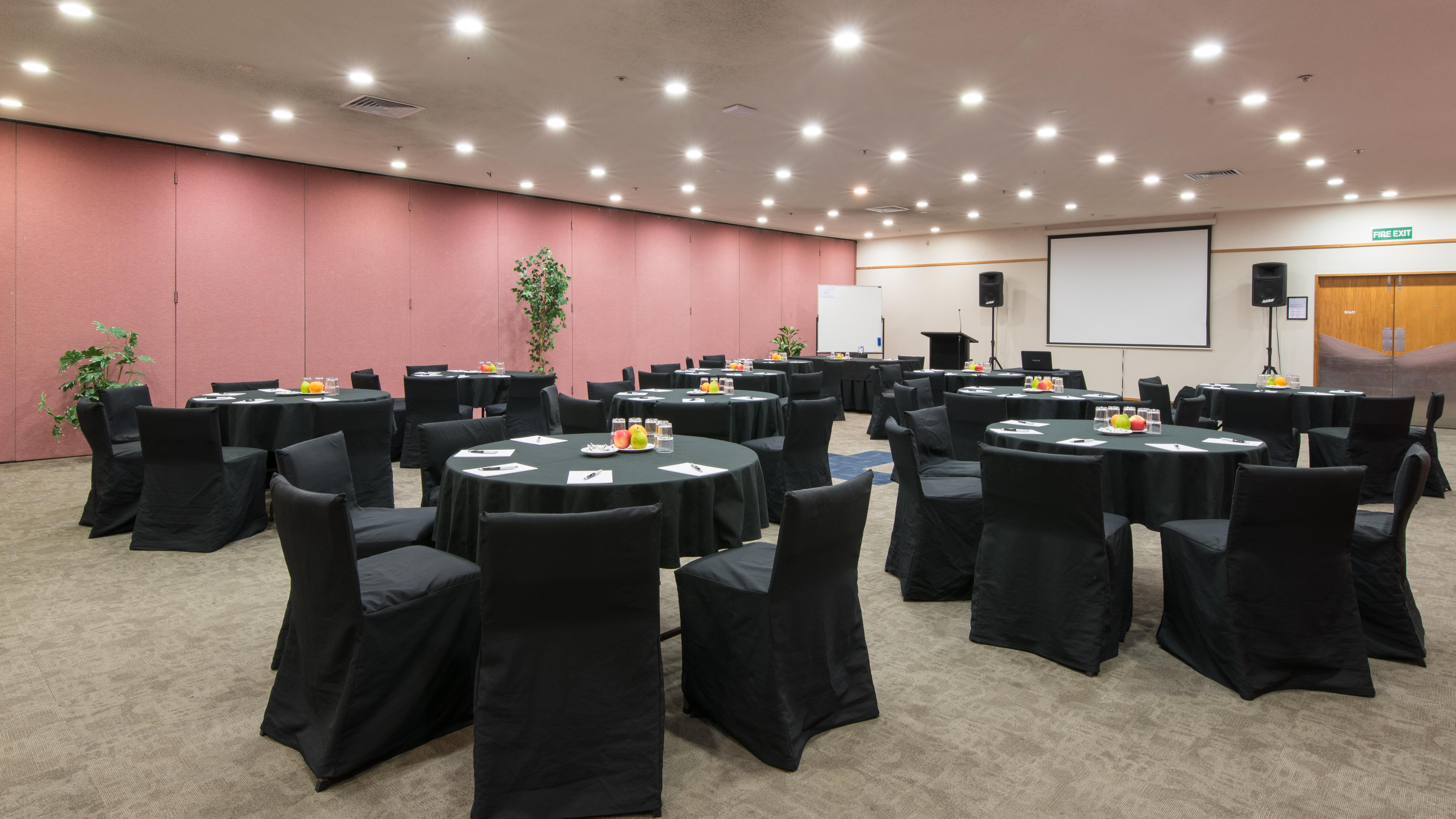 Distinction Hamilton Hotel & Conference Centre מראה חיצוני תמונה