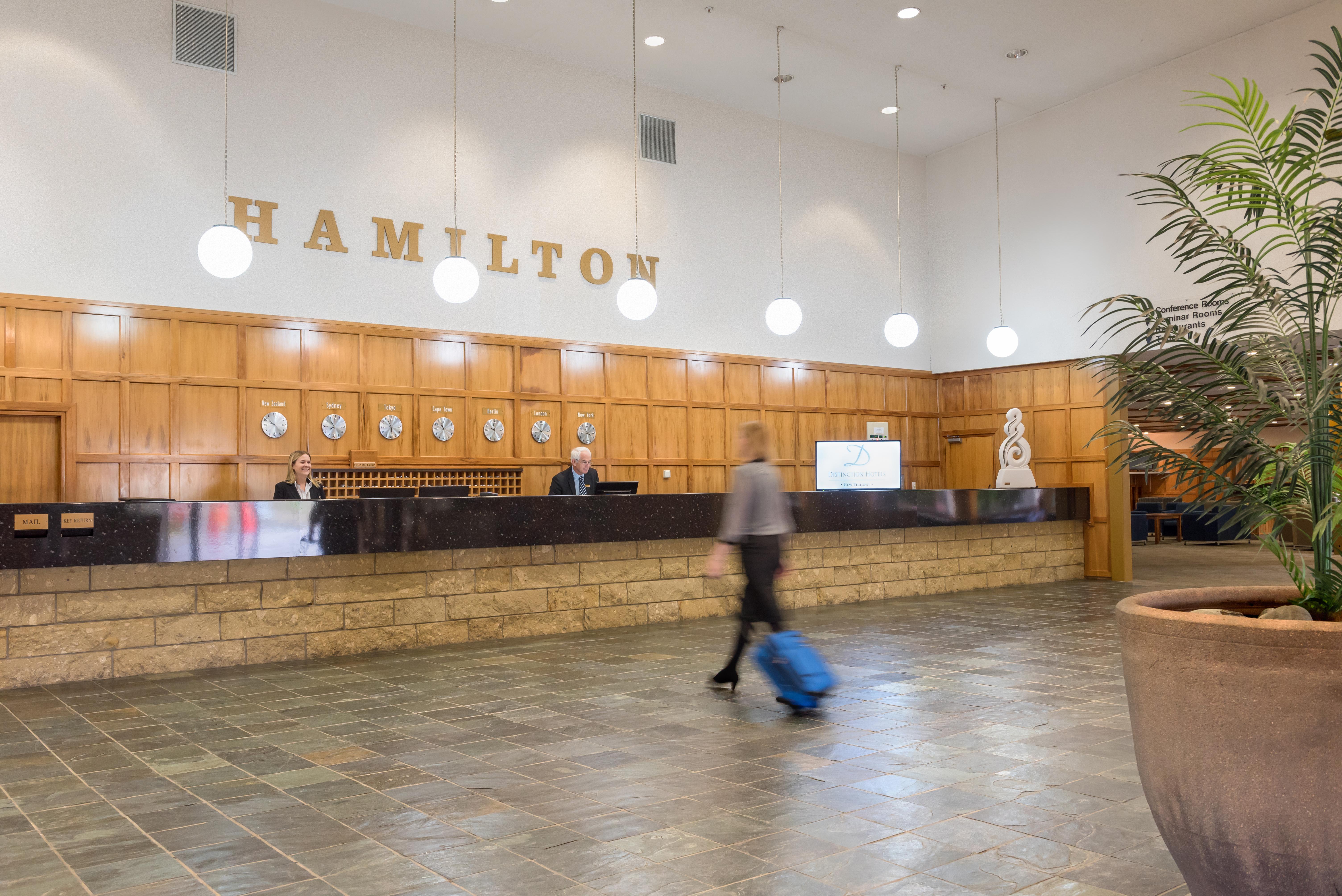 Distinction Hamilton Hotel & Conference Centre מראה חיצוני תמונה