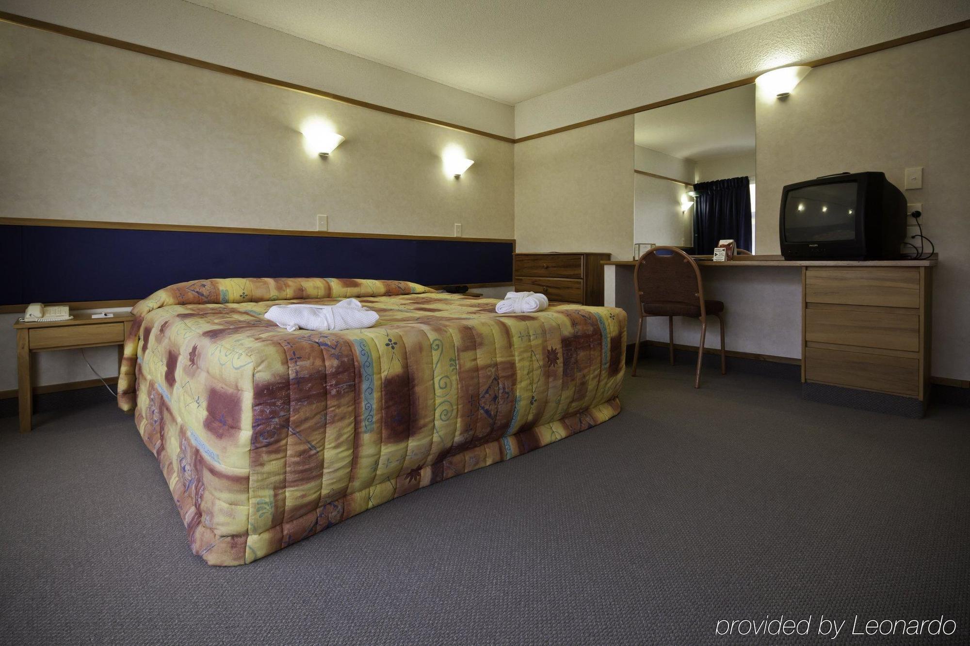 Distinction Hamilton Hotel & Conference Centre חדר תמונה