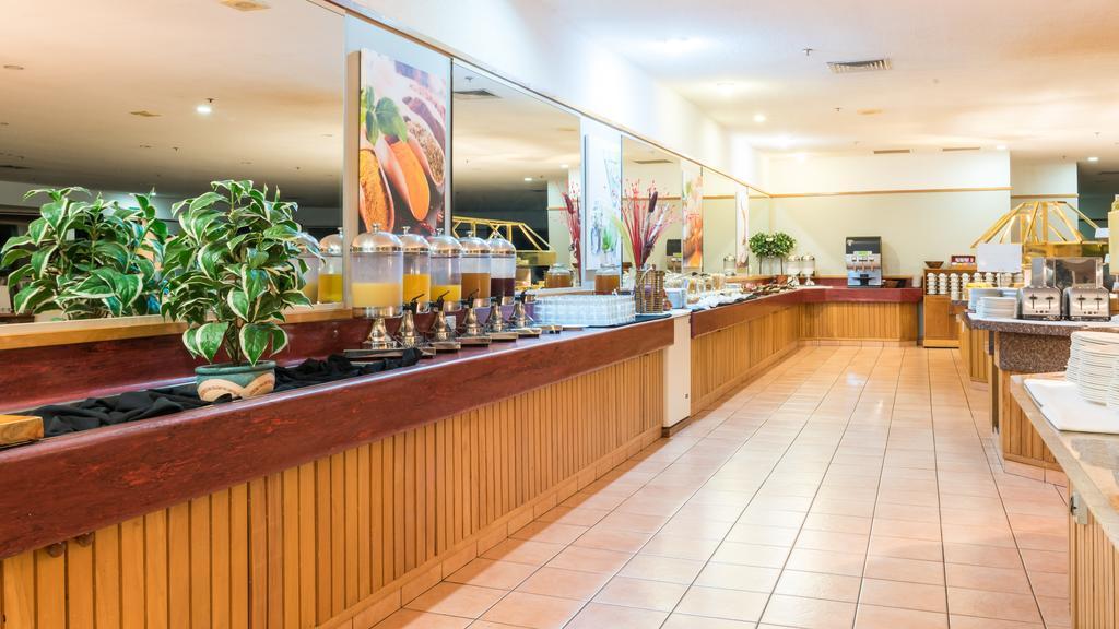 Distinction Hamilton Hotel & Conference Centre מראה חיצוני תמונה