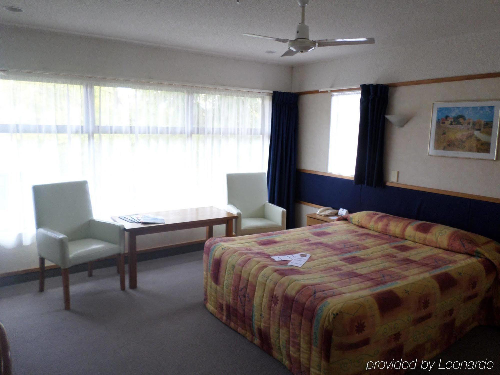 Distinction Hamilton Hotel & Conference Centre מראה חיצוני תמונה